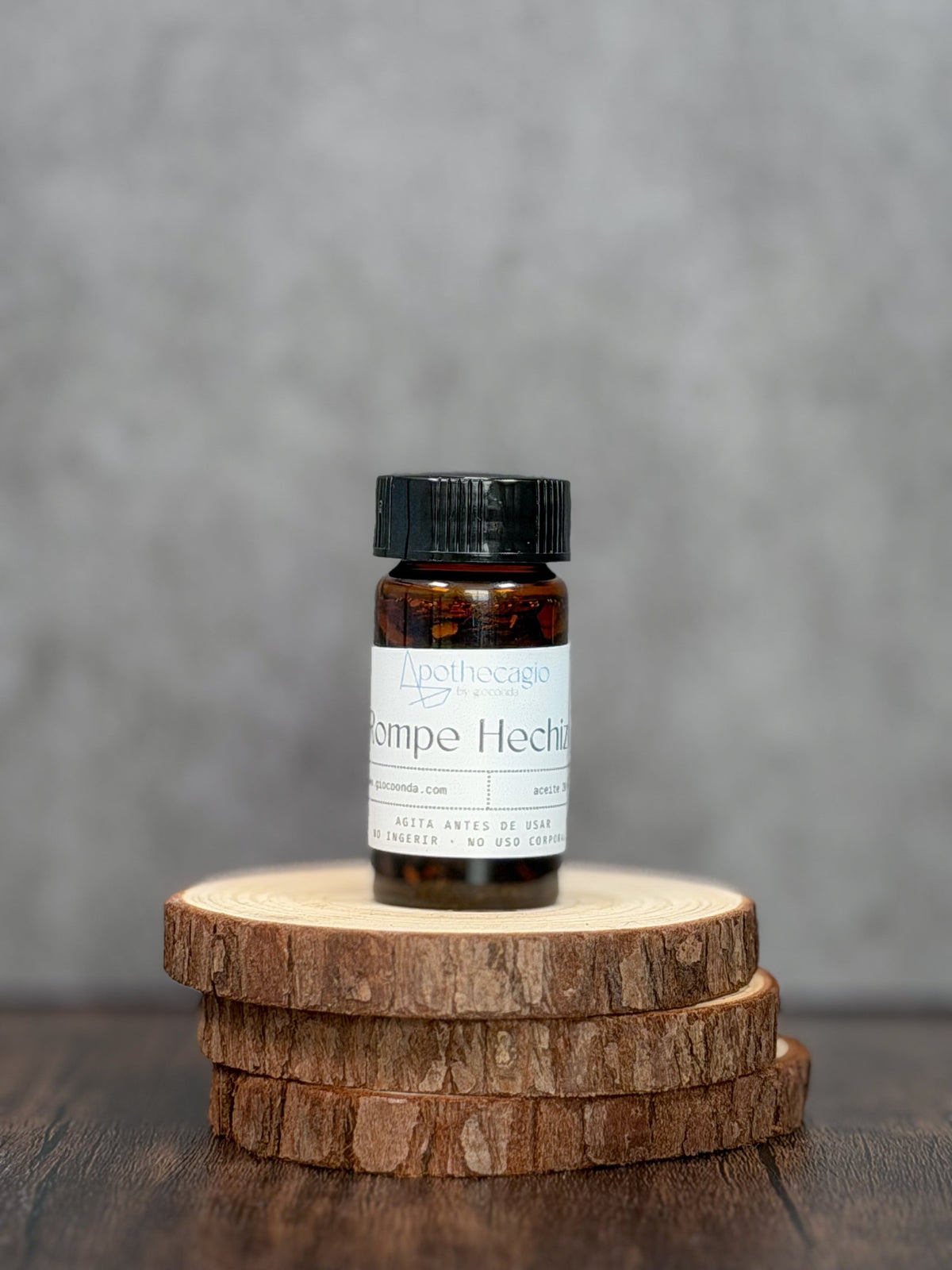 Aceite Rompe Hechizo: para qué sirve y cómo usarlo para cortar energías negativas